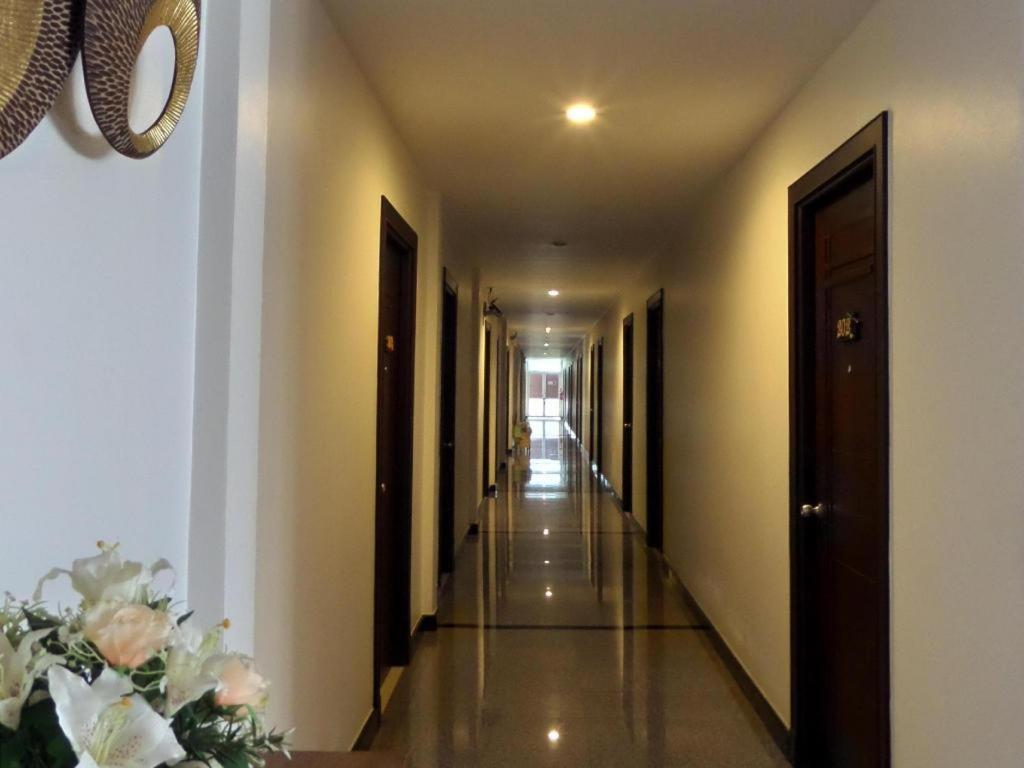 City Park Hotel Phatthalung Exterior foto